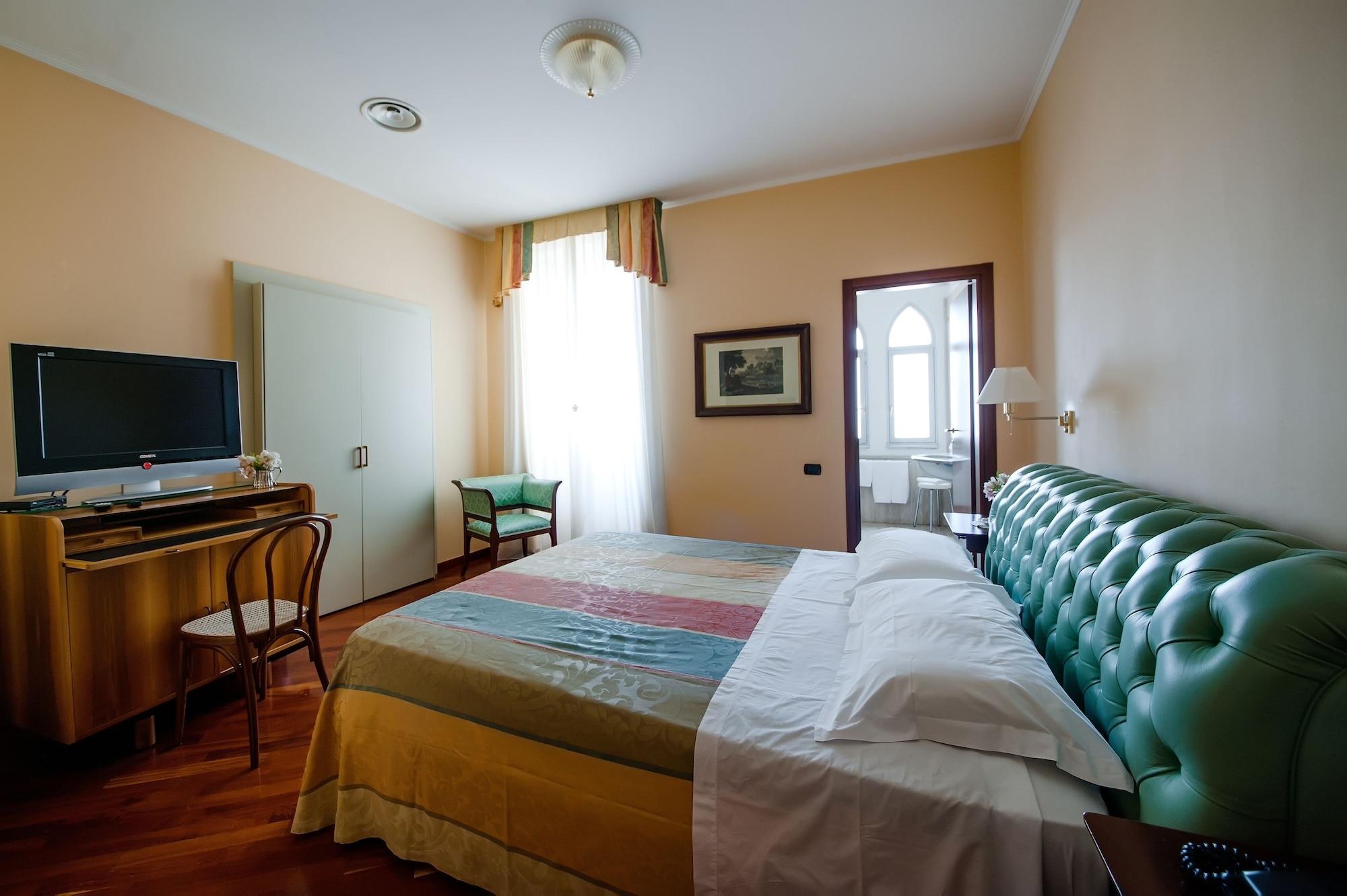 Hotel Villa Traiano Benevento Esterno foto
