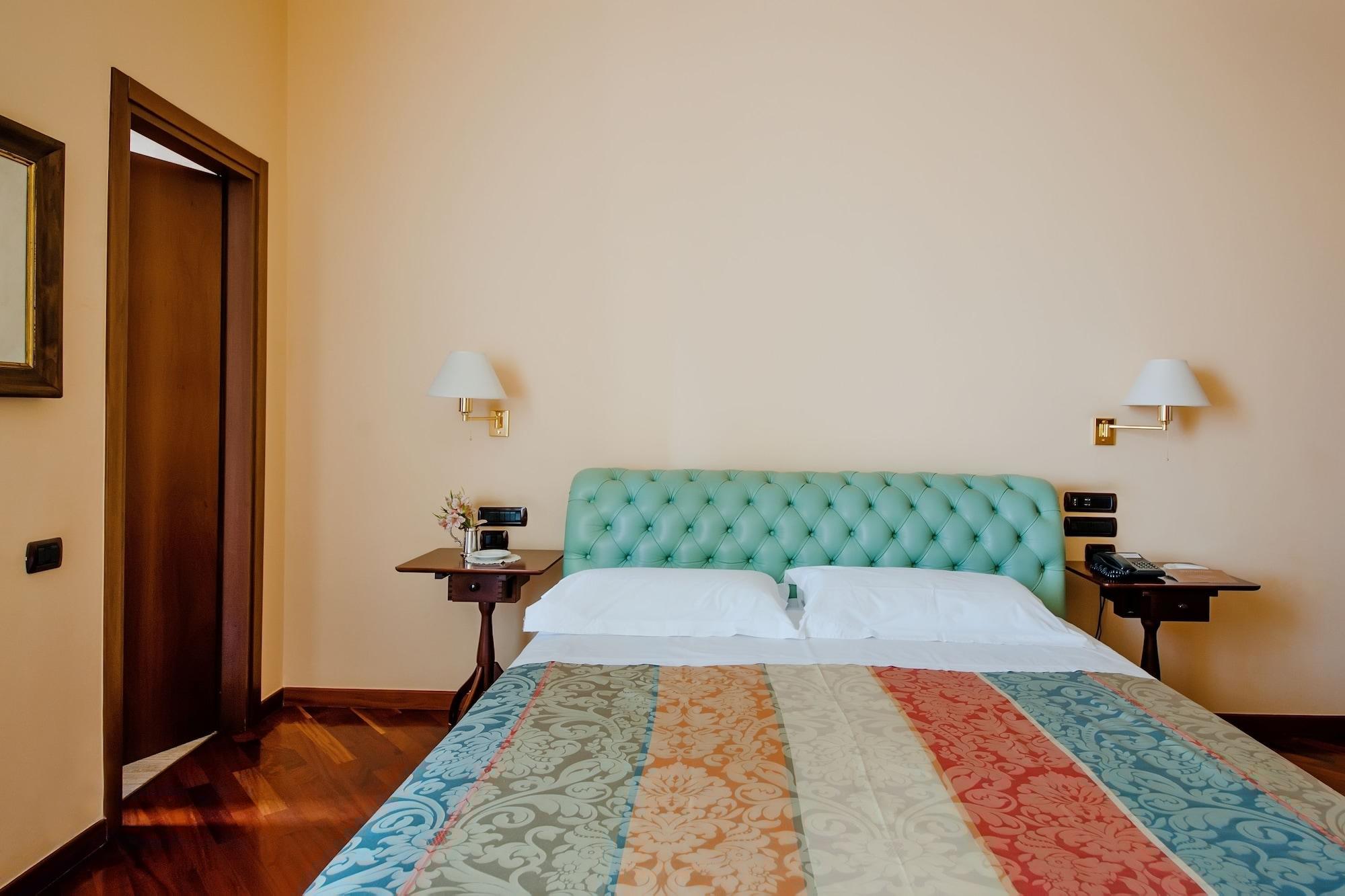 Hotel Villa Traiano Benevento Esterno foto