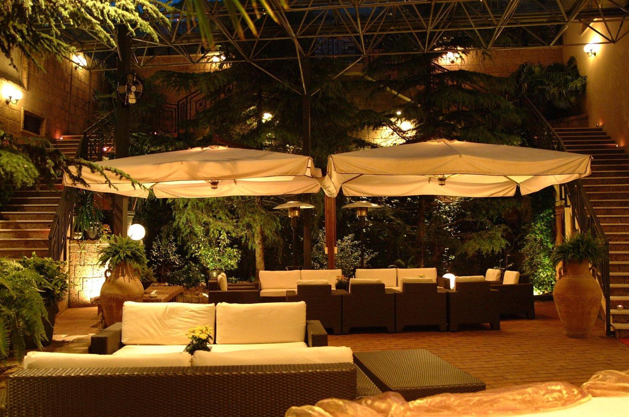 Hotel Villa Traiano Benevento Esterno foto
