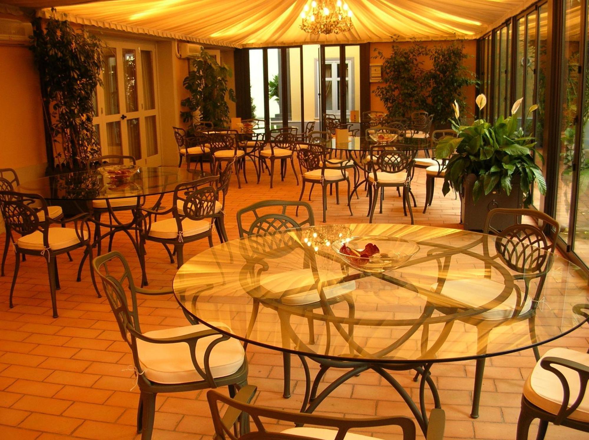 Hotel Villa Traiano Benevento Esterno foto