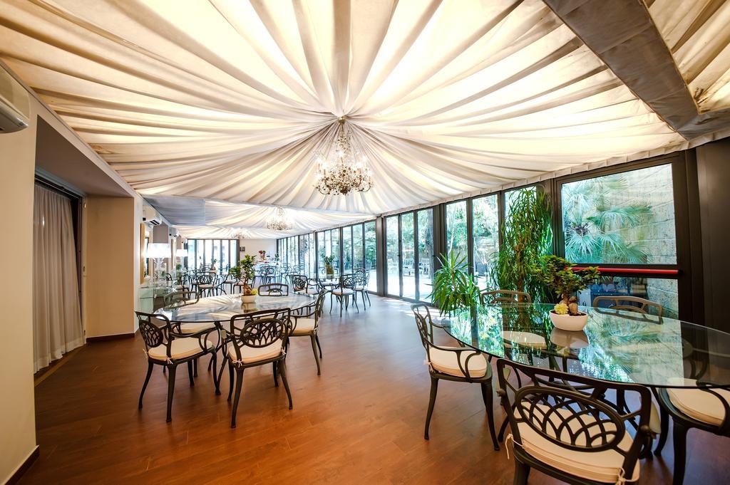 Hotel Villa Traiano Benevento Esterno foto