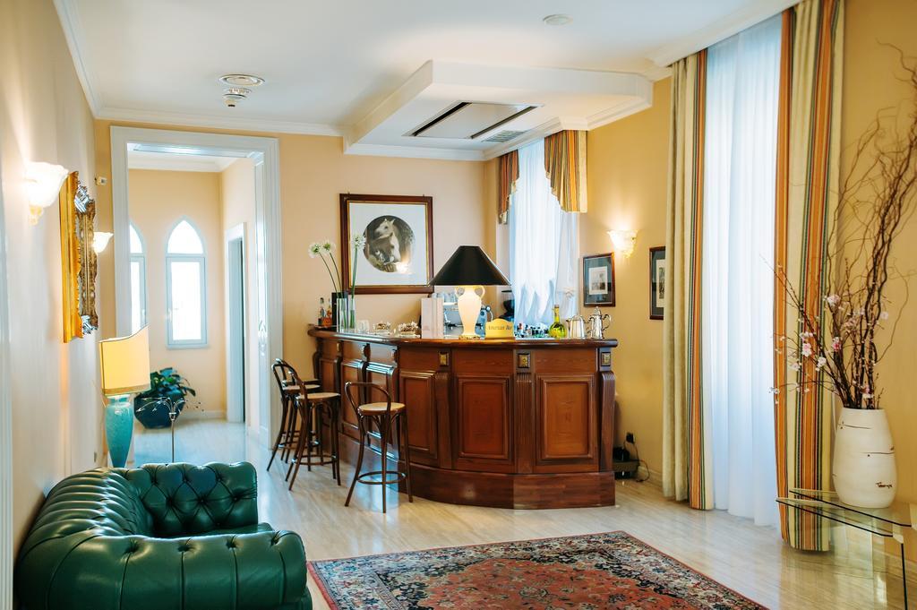 Hotel Villa Traiano Benevento Esterno foto