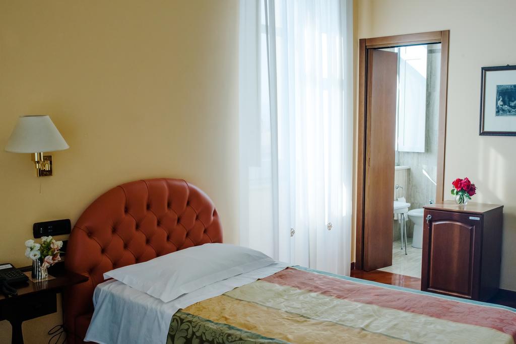 Hotel Villa Traiano Benevento Esterno foto