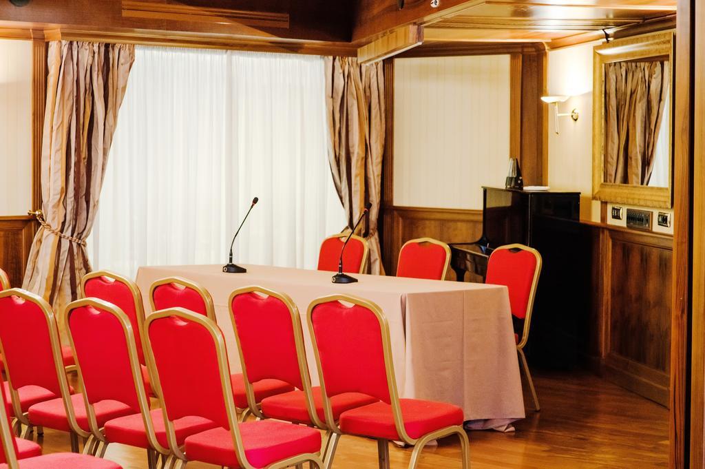Hotel Villa Traiano Benevento Esterno foto