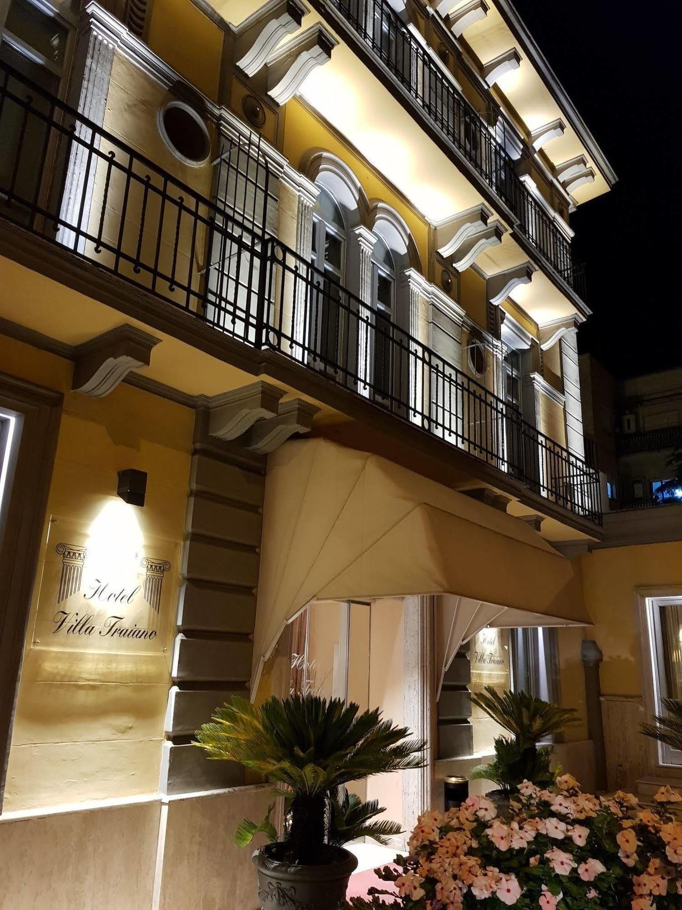 Hotel Villa Traiano Benevento Esterno foto
