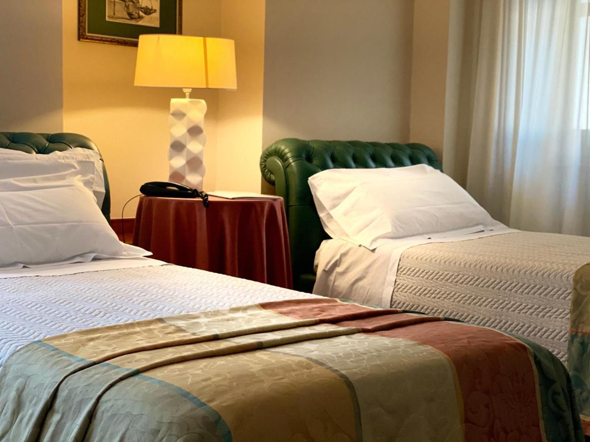 Hotel Villa Traiano Benevento Esterno foto